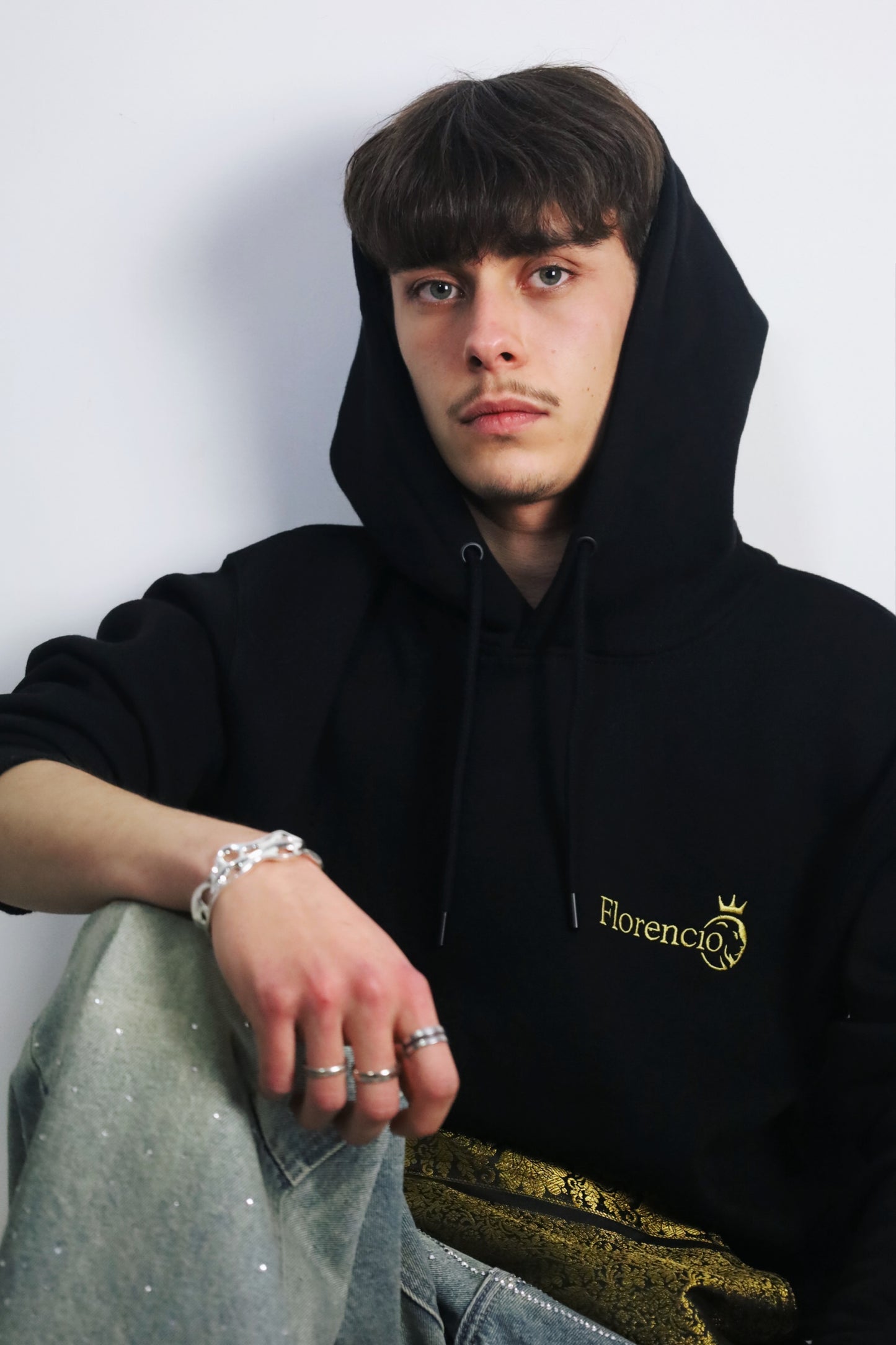 Hoodie - Ratri